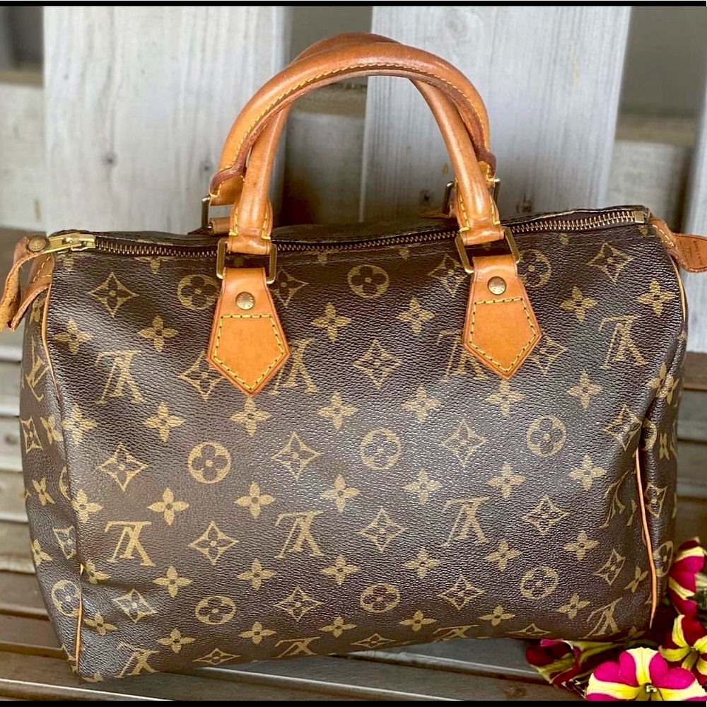STILL AVAILABLE! Louis Vuitton Speed 30. Price is firm for authentication